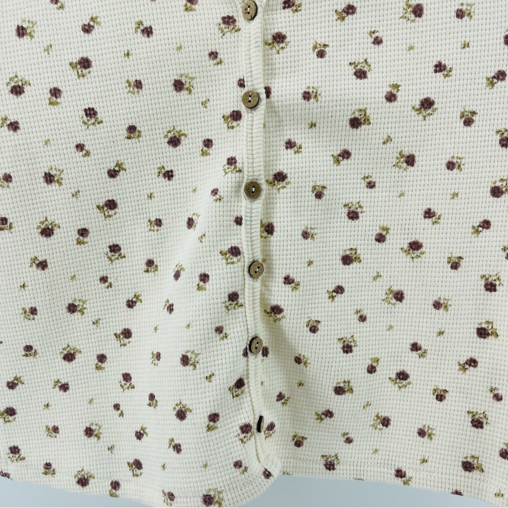 Kirious Dainty Floral Button-Front Cropped Top in Cream, NWT, Junior's XL - Picture 3 of 6